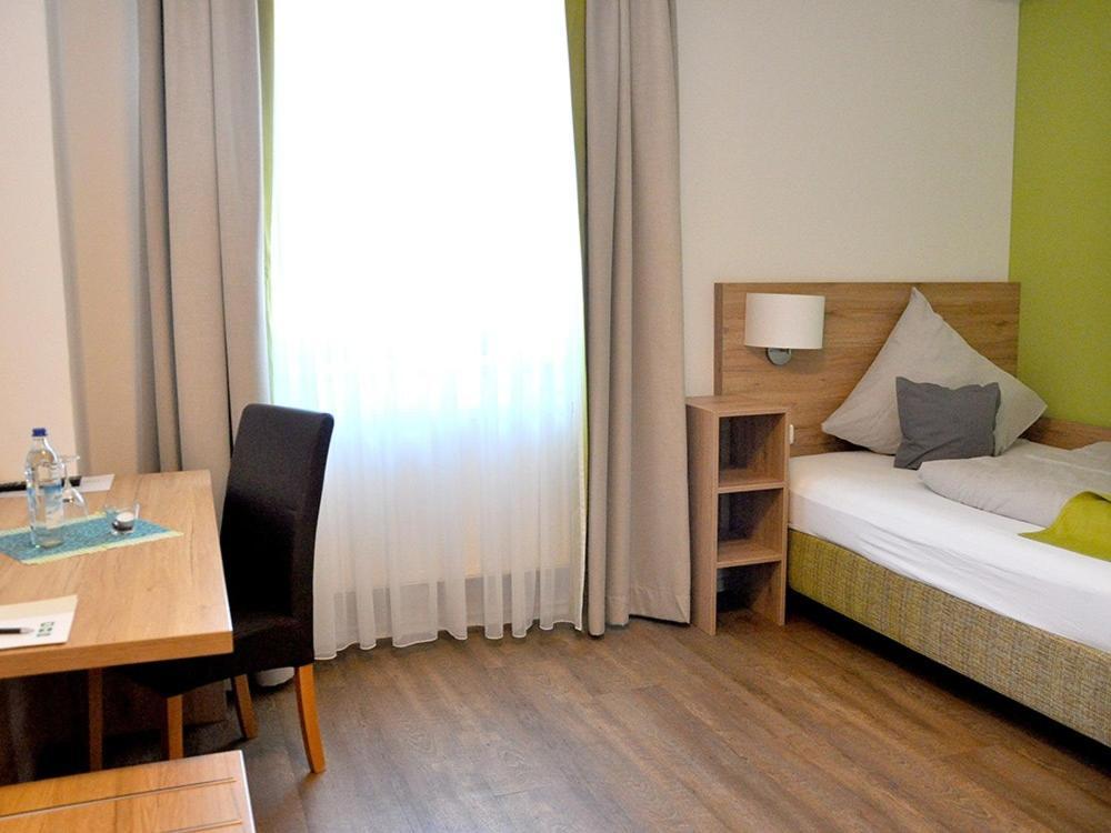 Landgasthaus Zur Linde Pleiskirchen Zewnętrze zdjęcie